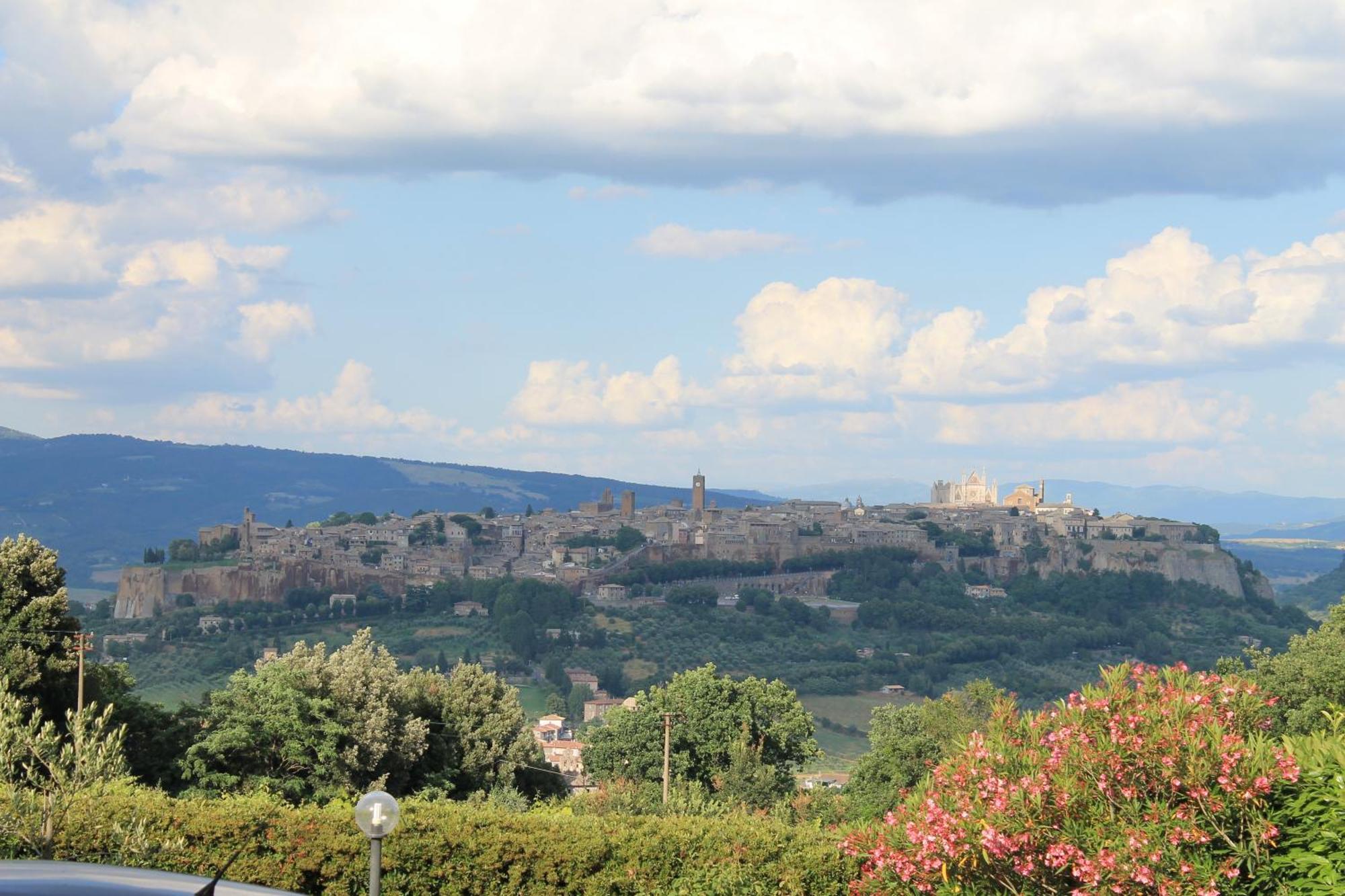 Agriturismo Borgo Pirolino 오르비에토 객실 사진